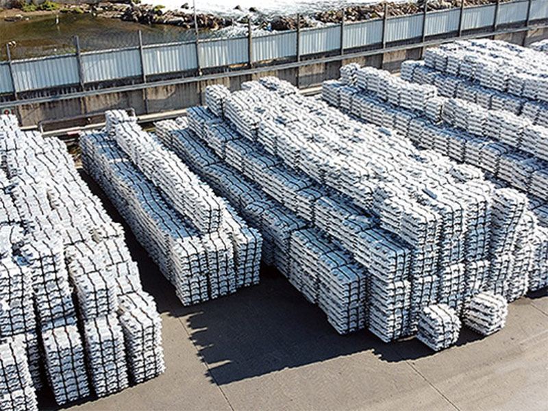 Les prix de l'aluminium atteignent des sommets pluriannuels alors que le risque de rupture d'approvisionnement en Russie augmente